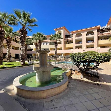 Queens Gardens Paphos Ngoại thất bức ảnh
