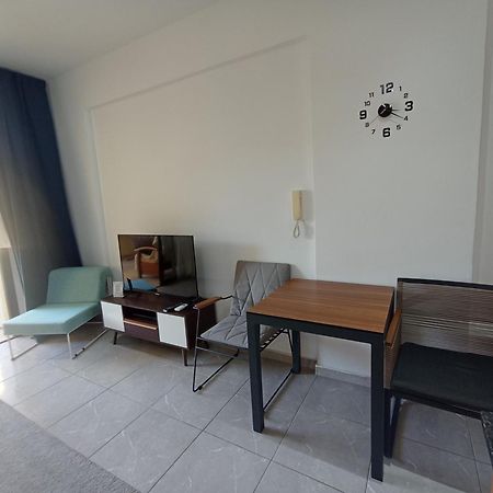 Queens Gardens Paphos Ngoại thất bức ảnh